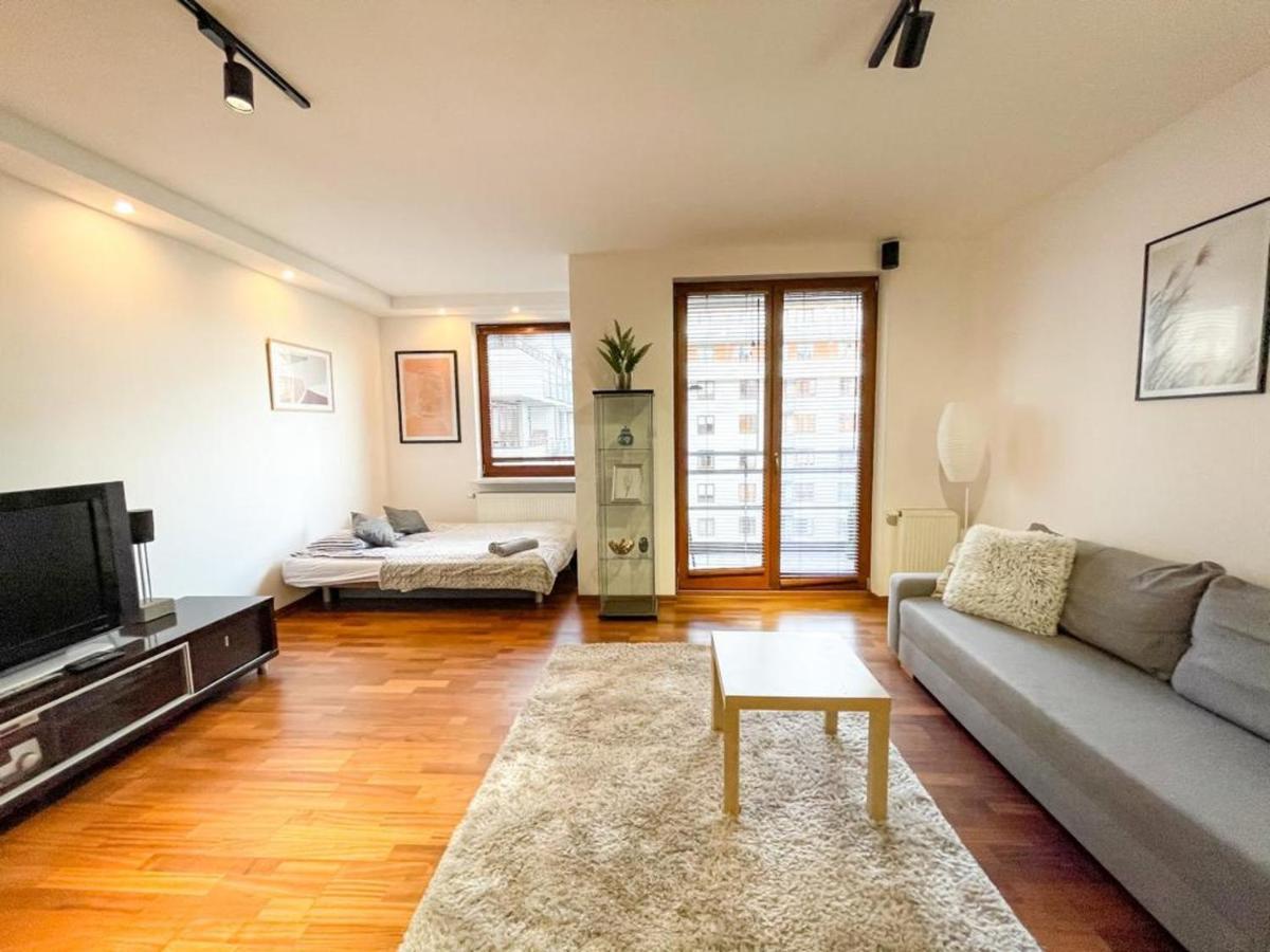 Apartment Superapart Bobrowiecka 3 *